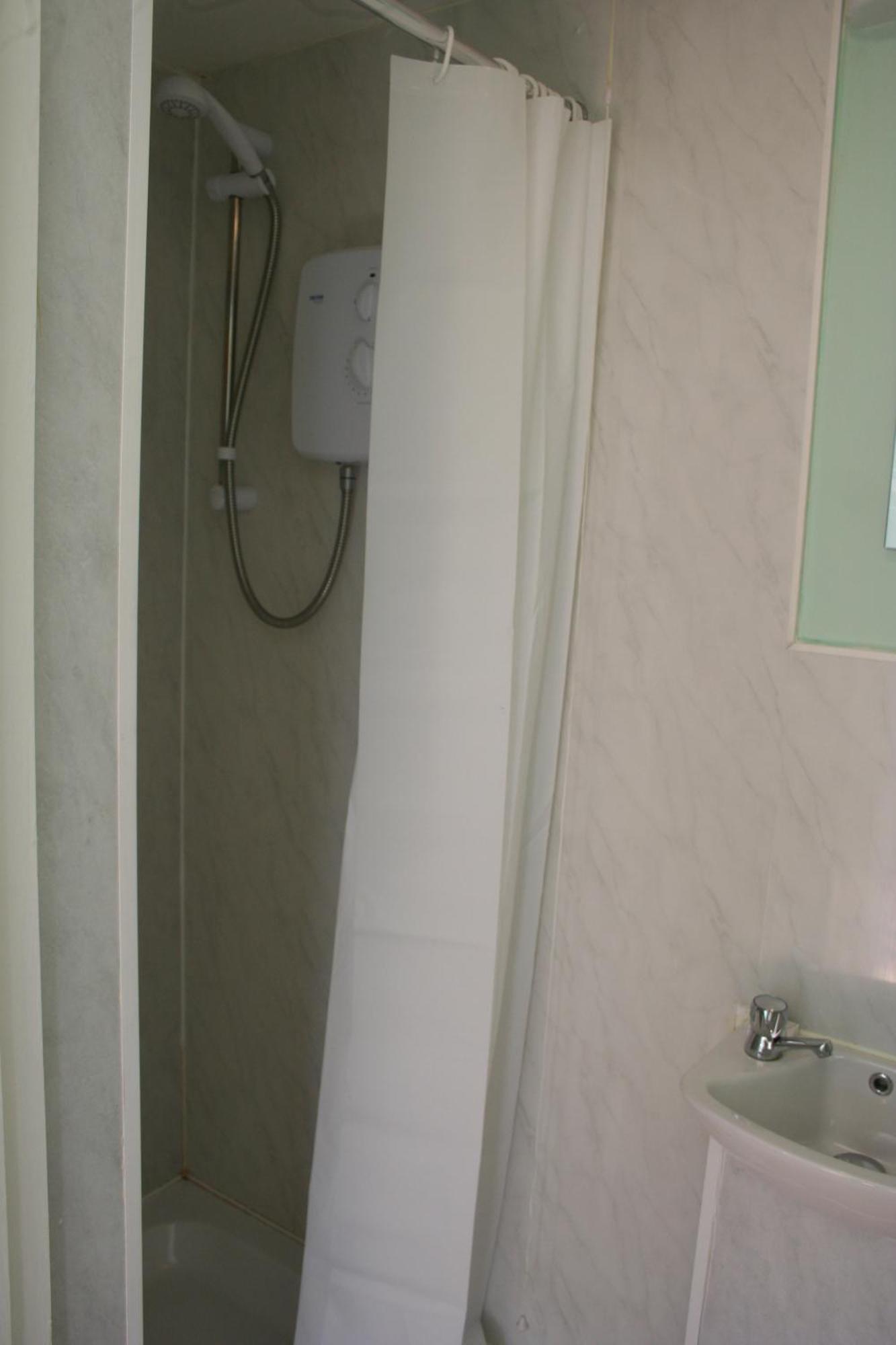 Coynant Farm Guesthouse - Farm Park Stay Суонси Номер фото