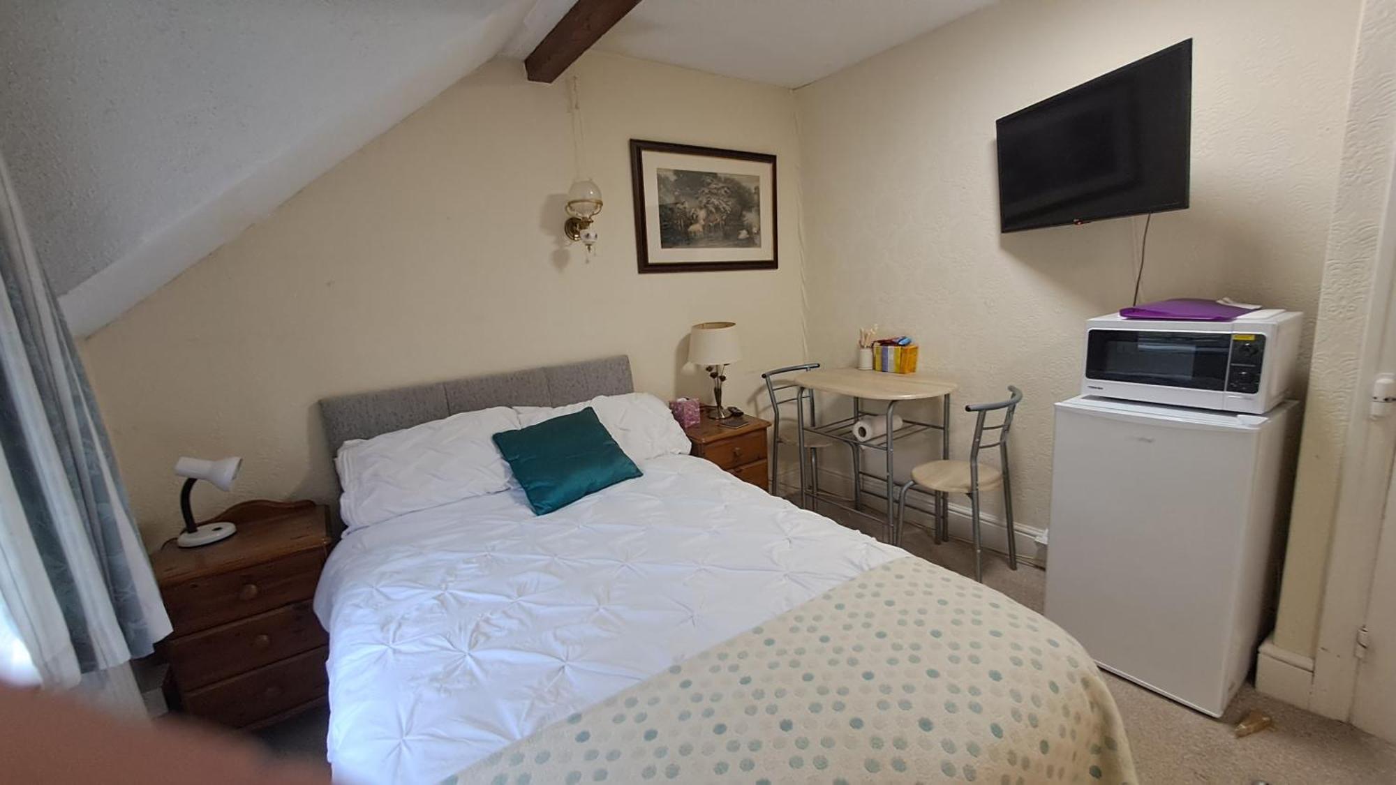 Coynant Farm Guesthouse - Farm Park Stay Суонси Экстерьер фото