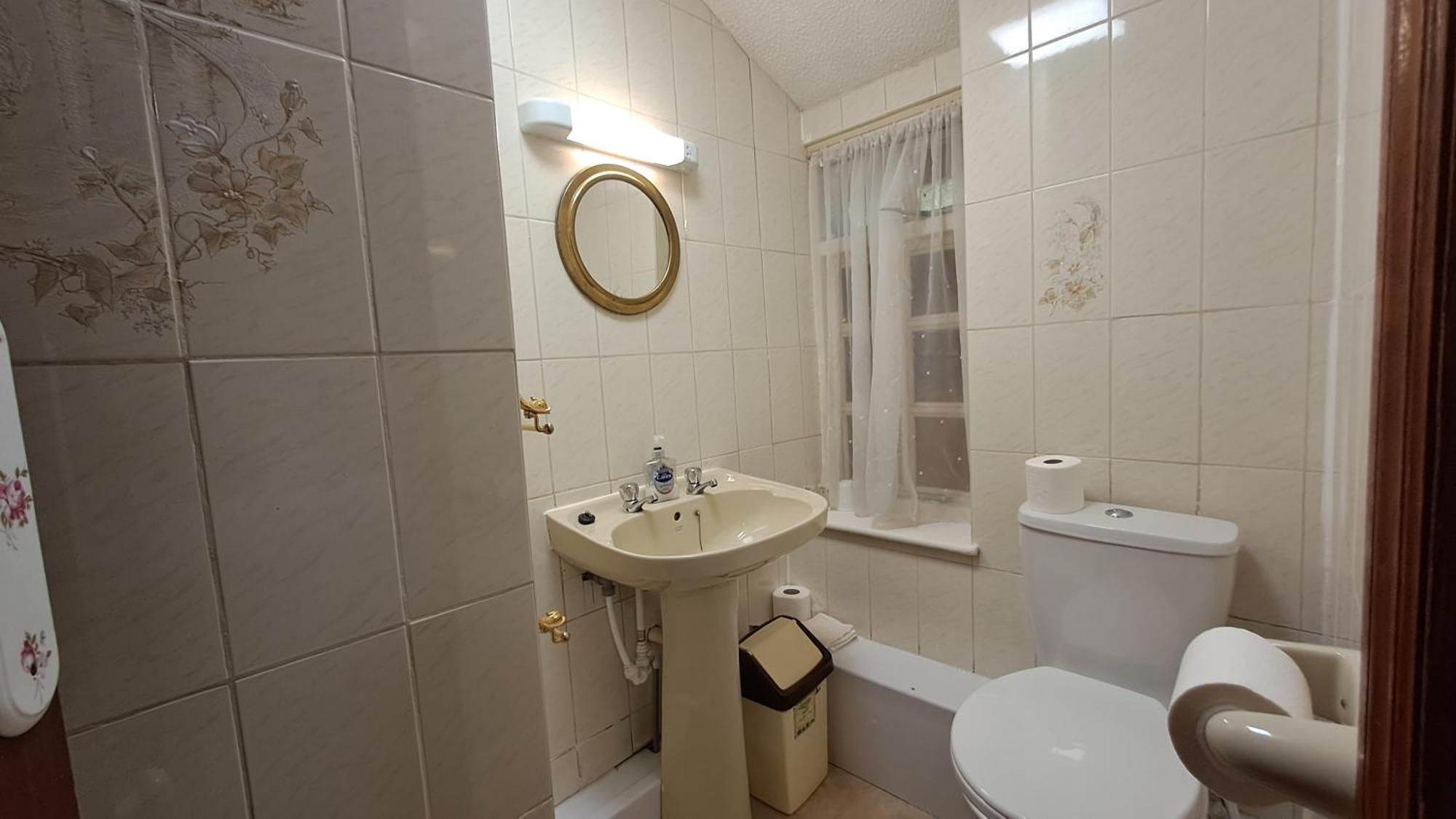 Coynant Farm Guesthouse - Farm Park Stay Суонси Экстерьер фото